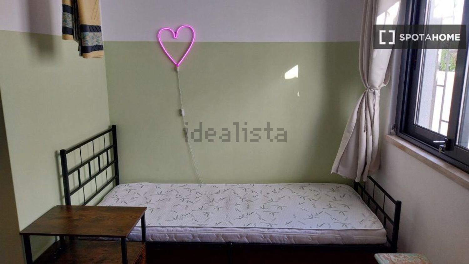 出租房间在Rua Engenheiro Cunha Leal - 照片