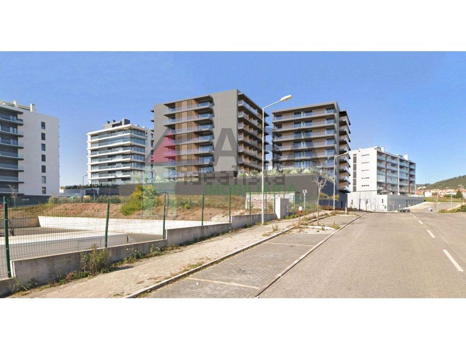 公寓 t2出售在Avenida Doutor António Silva Marques, 10 - 外立面