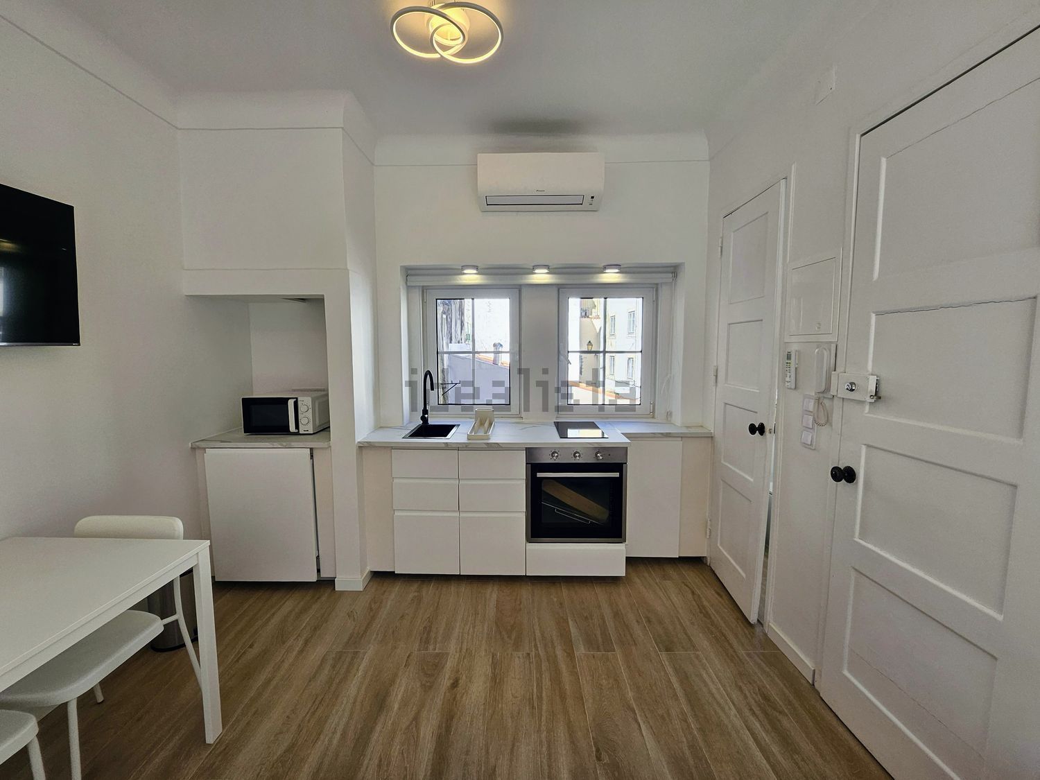 出租t0（单人公寓）在Beco de São Miguel, 13 - 厨房