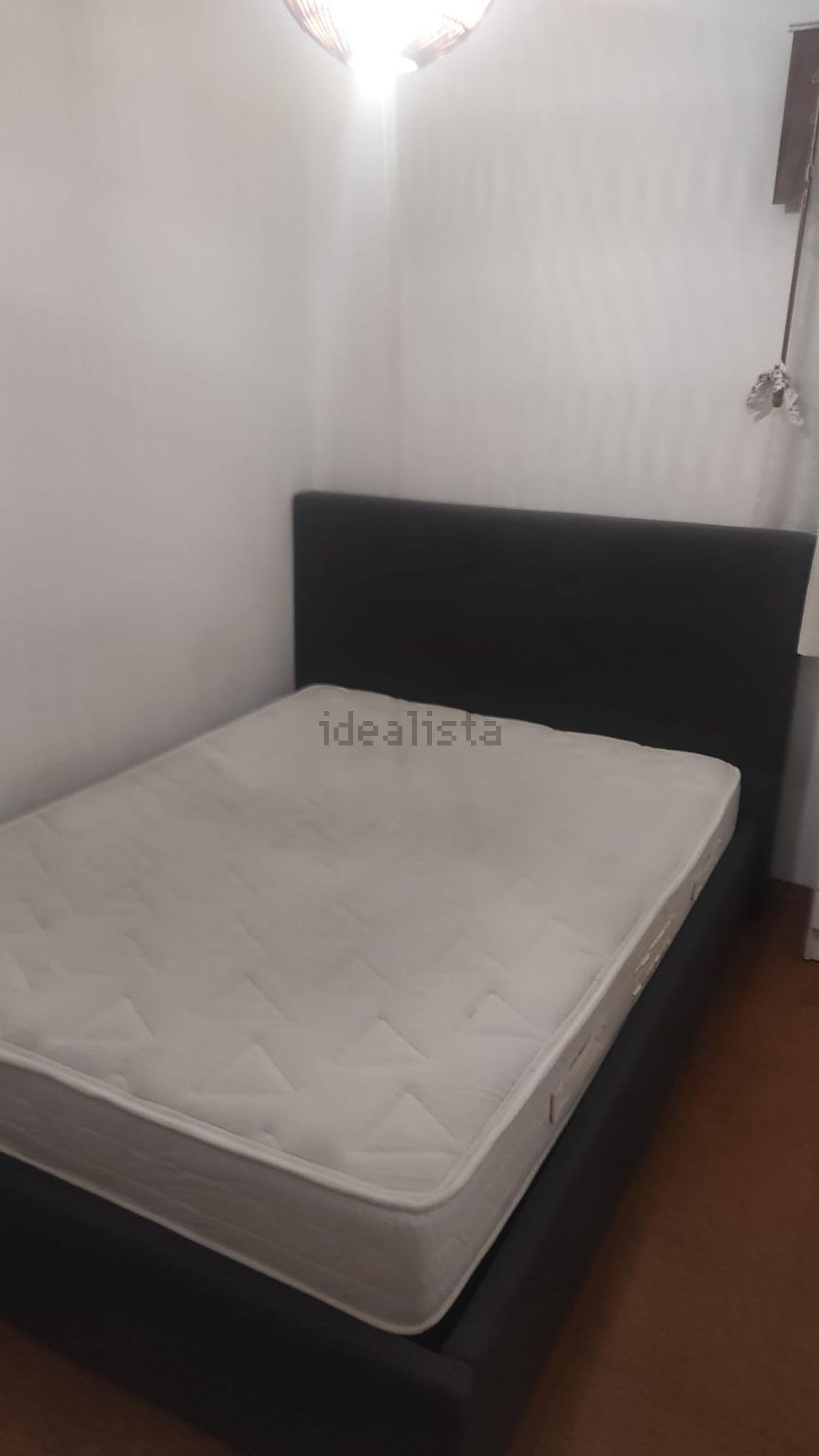 出租房间在Rua Mário Beirão, 9 - 卧室