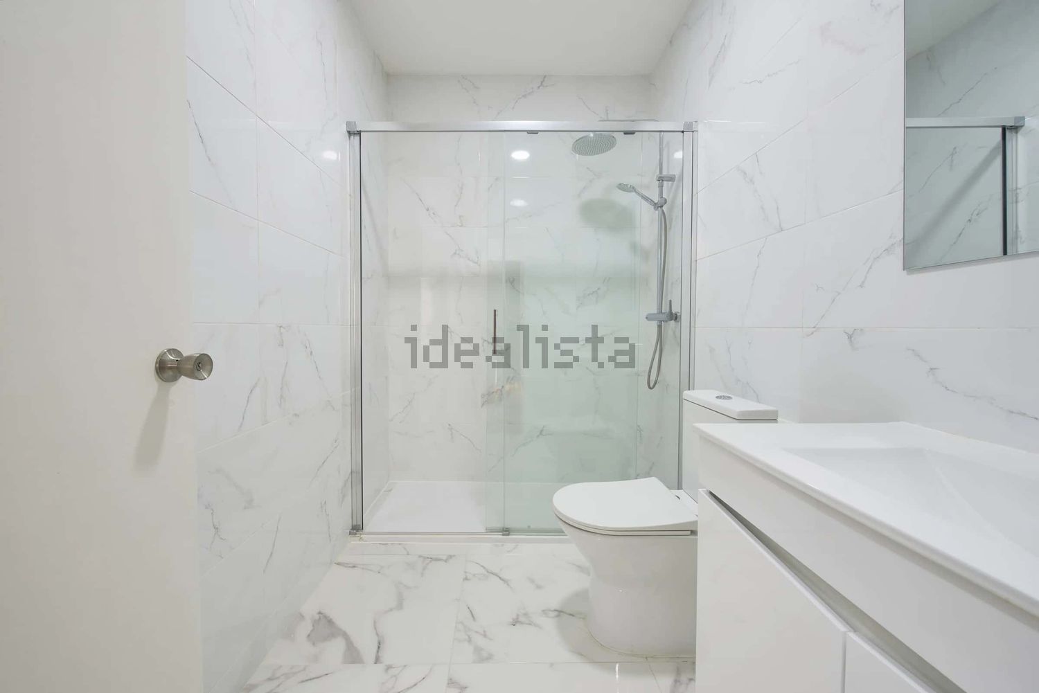 出租房间在Rua Nova da Trindade, 22 - 卫生间