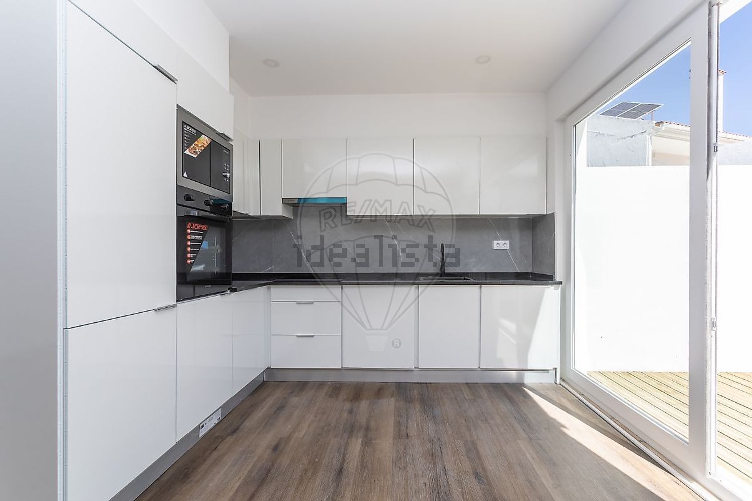 小楼房或独栋别墅出售在Praceta José Escada - 厨房