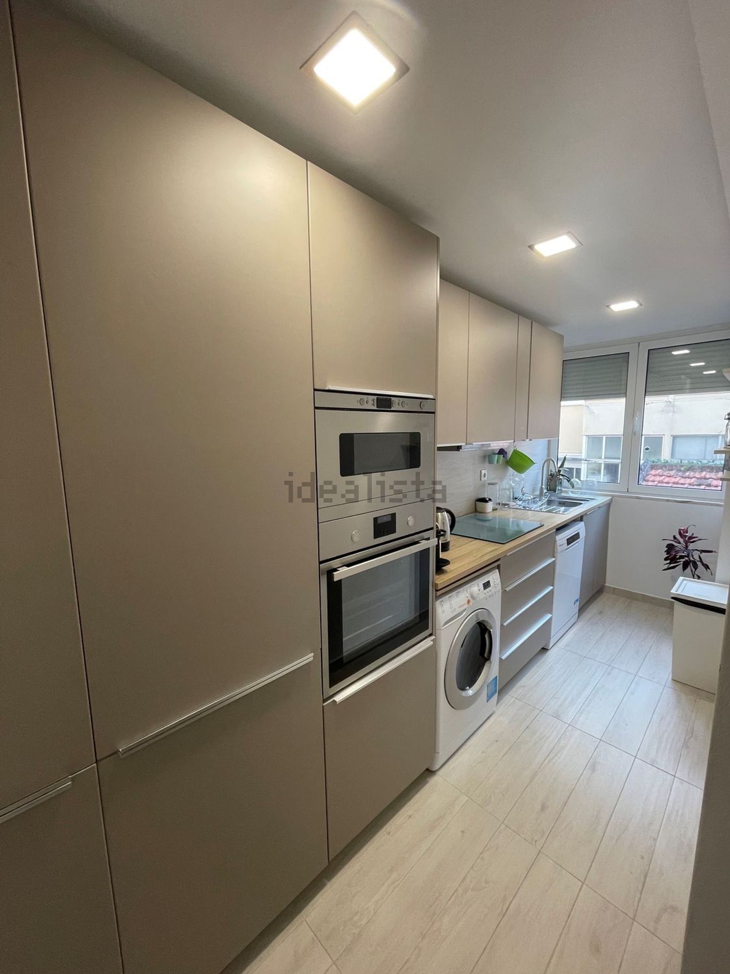 出租公寓 t2在Rua Gonçalo Braga, 1 - 厨房