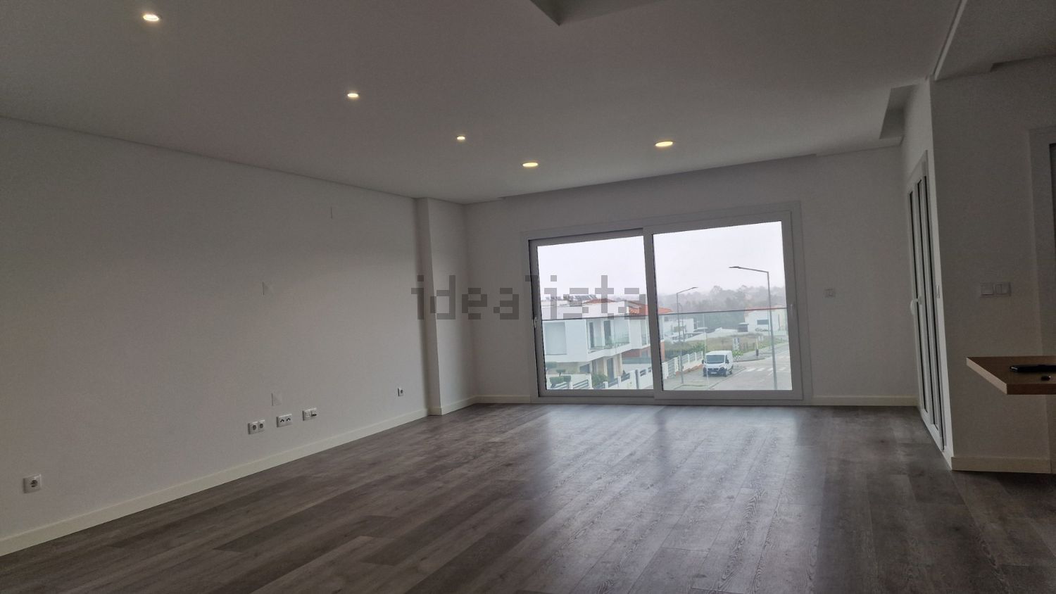 小楼房或独栋别墅出售在Rua Infante Dom Henrique, 79 - 客厅