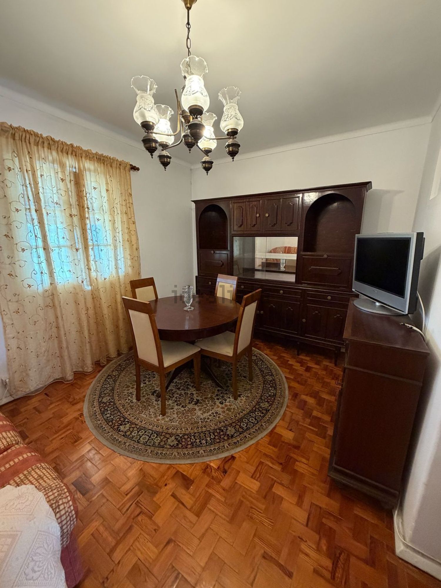 公寓 t2出售在Rua Cidade da Beira, 14 - 客厅