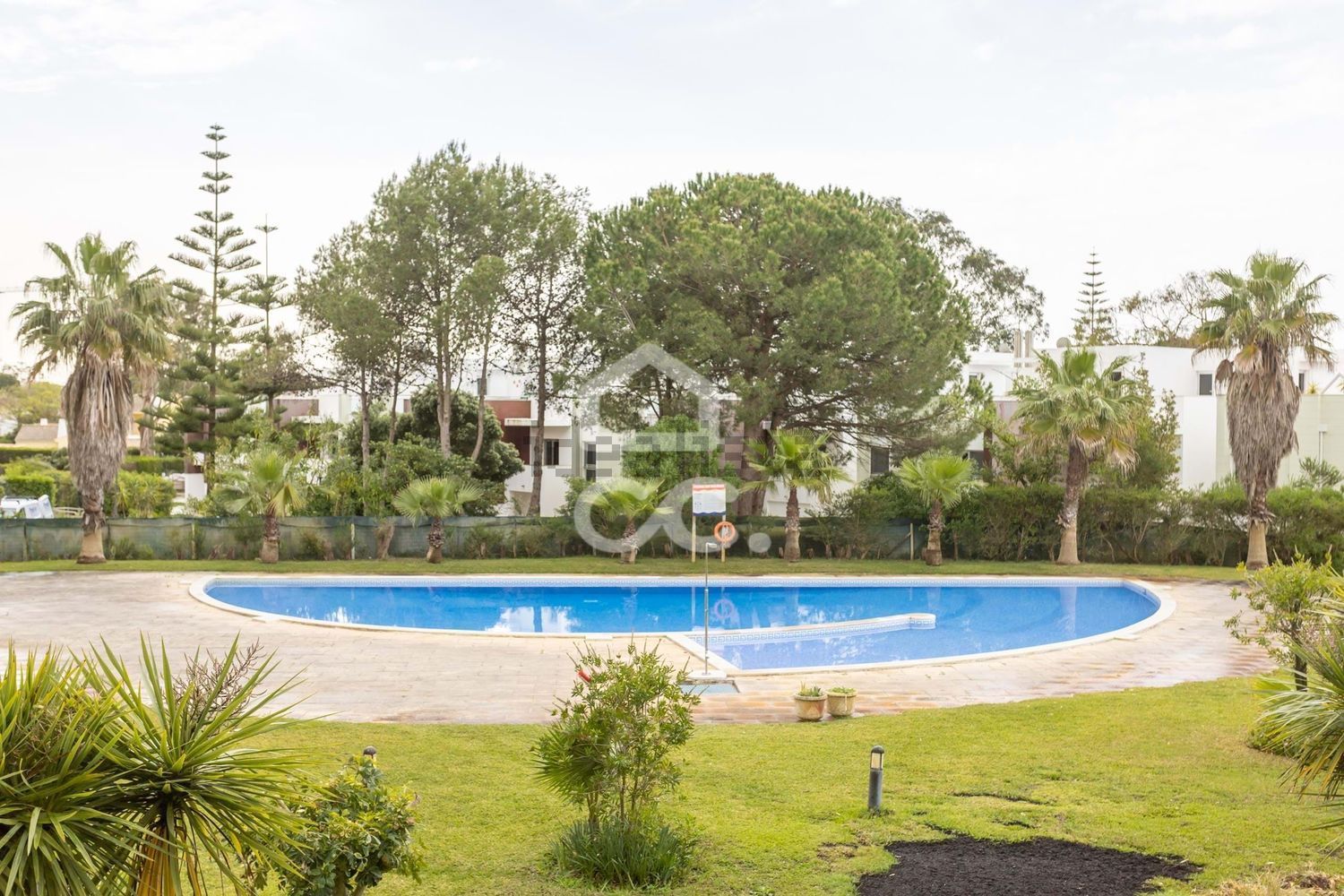 复式公寓出售在Soltróia - 游泳池