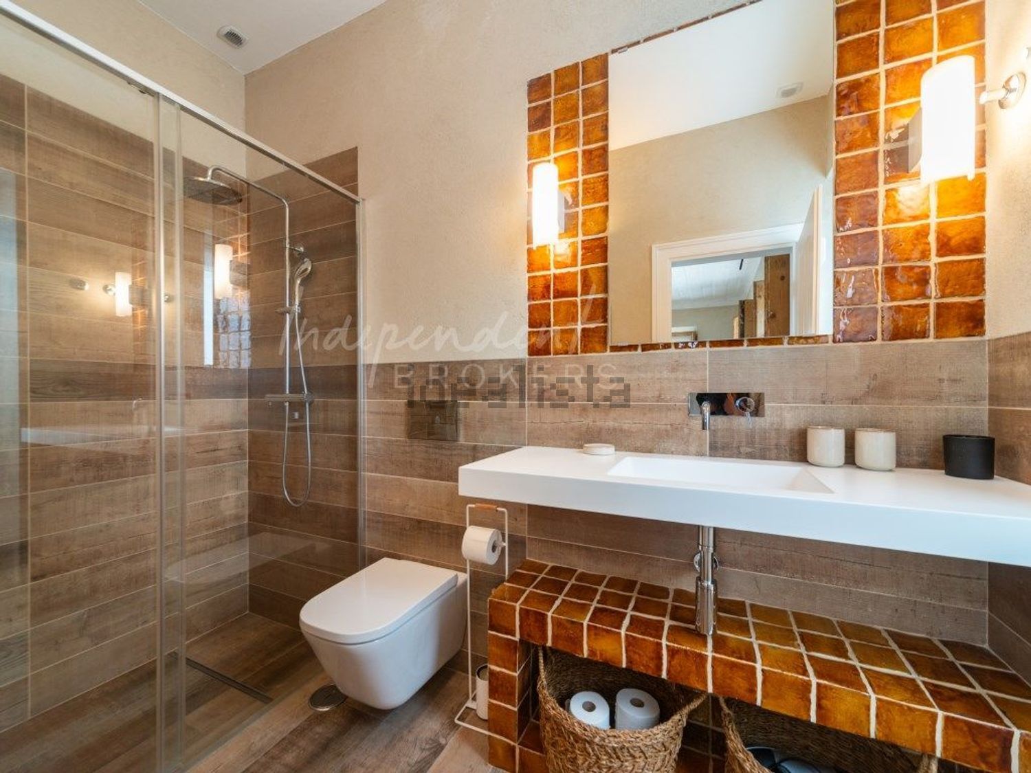 出租小楼房或独栋别墅在Rua Miguel Bombarda, 2 - 卫生间