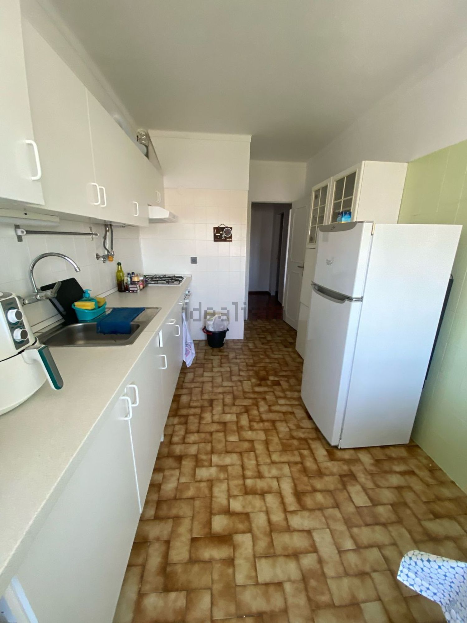 出租房间在Rua Peixinho Júnior, 9 - 厨房