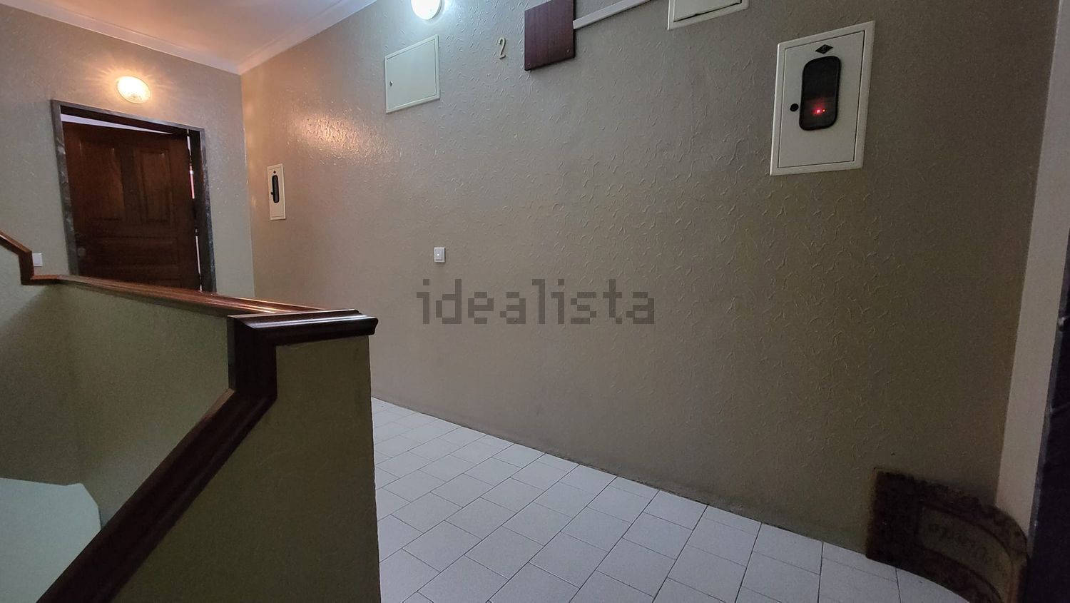 公寓 t3出售在Praça da Restauração - 楼梯