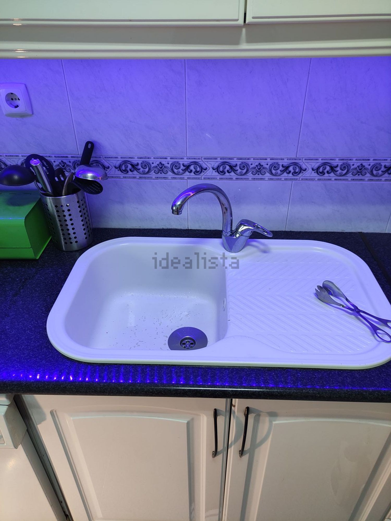 出租公寓 t2在Avenida 23 de Julho, 393 - 厨房