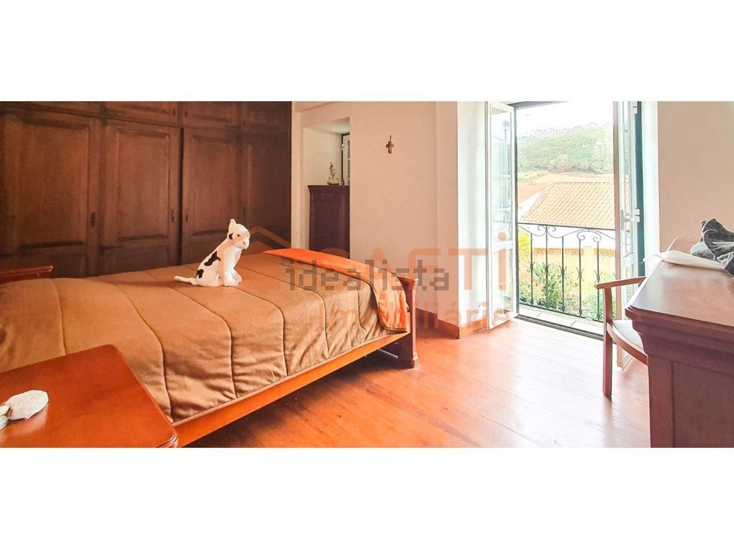 小楼房或独栋别墅出售在São Bartolomeu dos Galegos e Moledo - 卧室