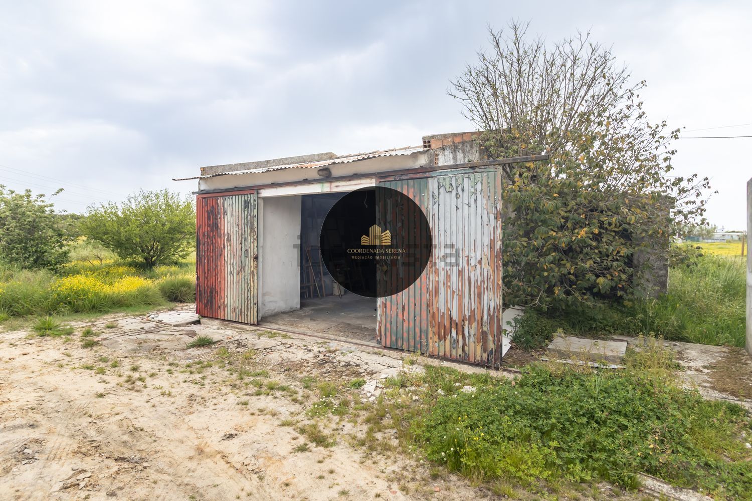 小楼房或独栋别墅出售在Cascalheira - Venda do Alcaide - 外立面