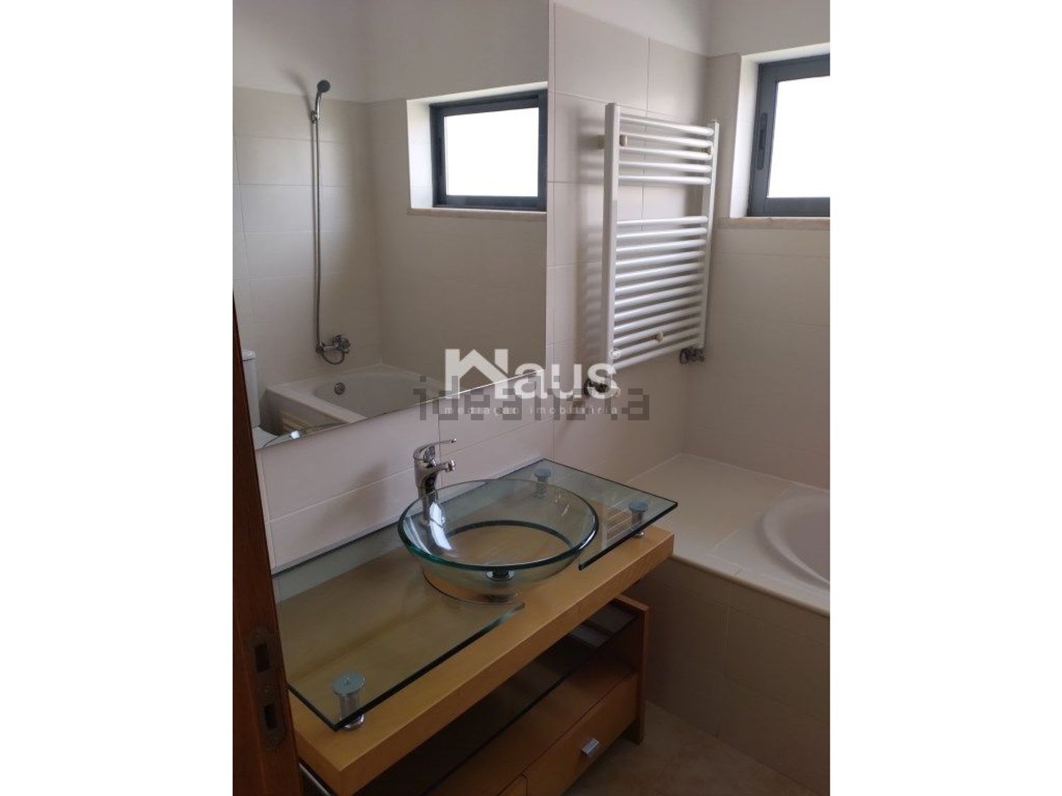 公寓 t3出售在Rua Garcia de Resende - 卫生间