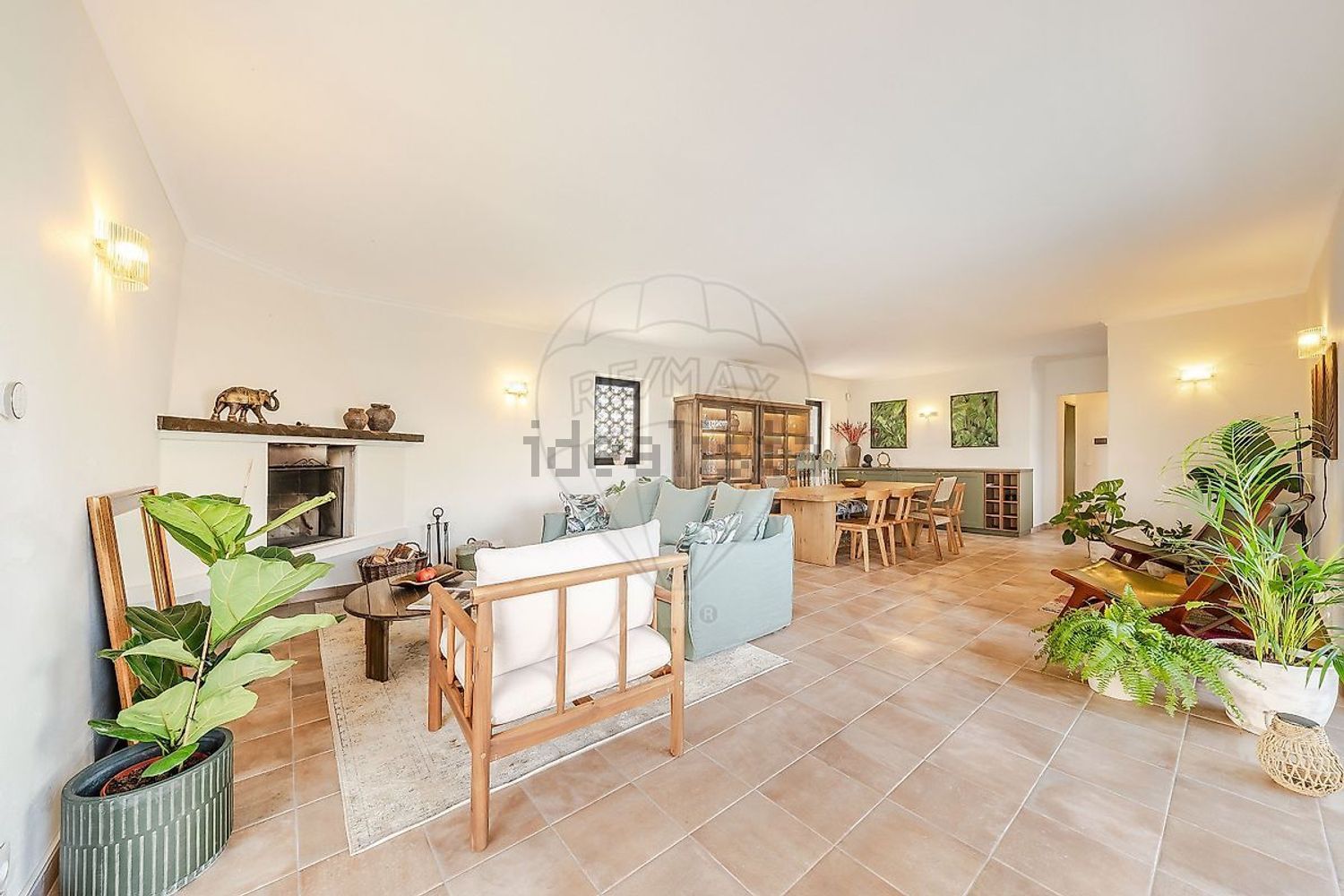 小楼房或独栋别墅出售在Rua das Corredouras - 客厅