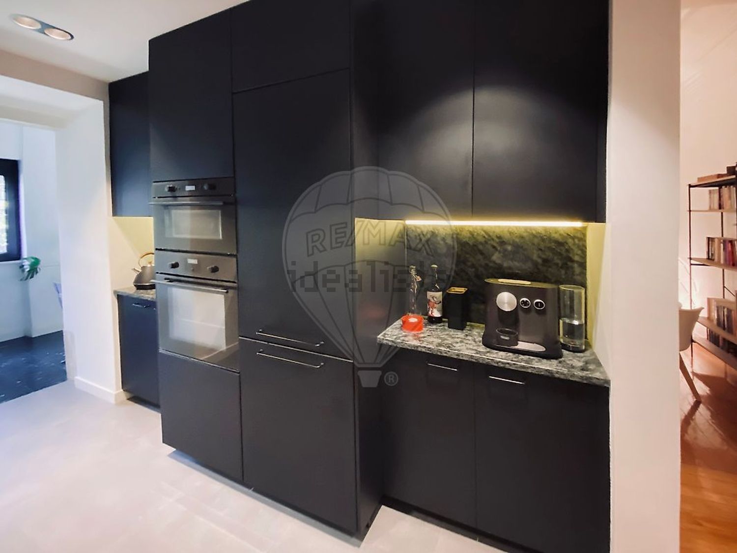 出租公寓 t1在Rua da Penha de França - 厨房