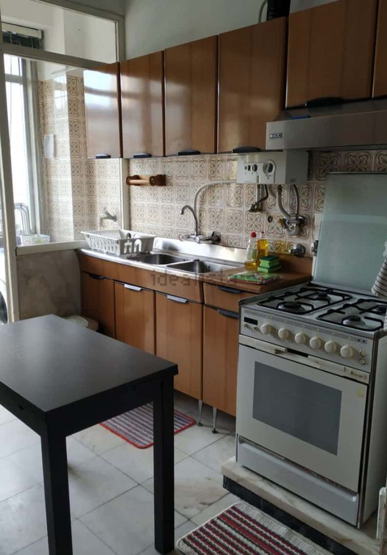 出租房间在Rua Cordeiro Ferreira, 16 - 厨房