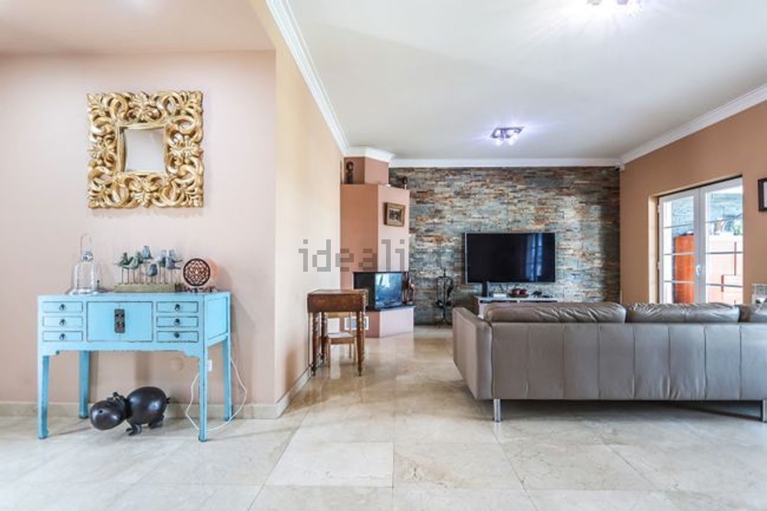 小楼房或独栋别墅出售在Praceta Santo António - 客厅