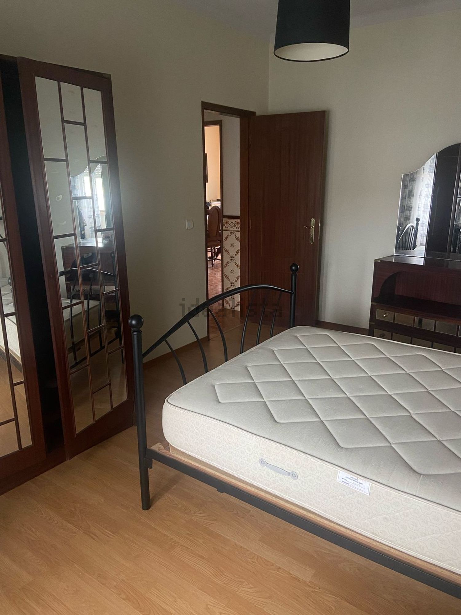 出租小楼房或独栋别墅在Rua Principal, 13 - 卧室