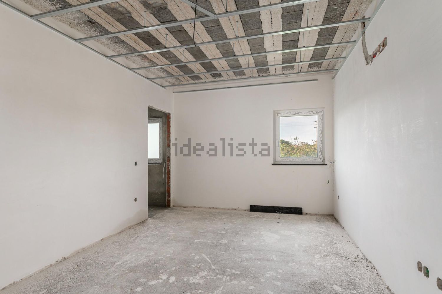 小楼房或独栋别墅出售在São Bartolomeu dos Galegos e Moledo - 居住