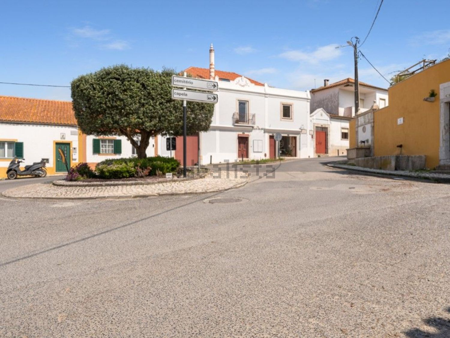 出租小楼房或独栋别墅在Rua Miguel Bombarda, 2 - 外立面