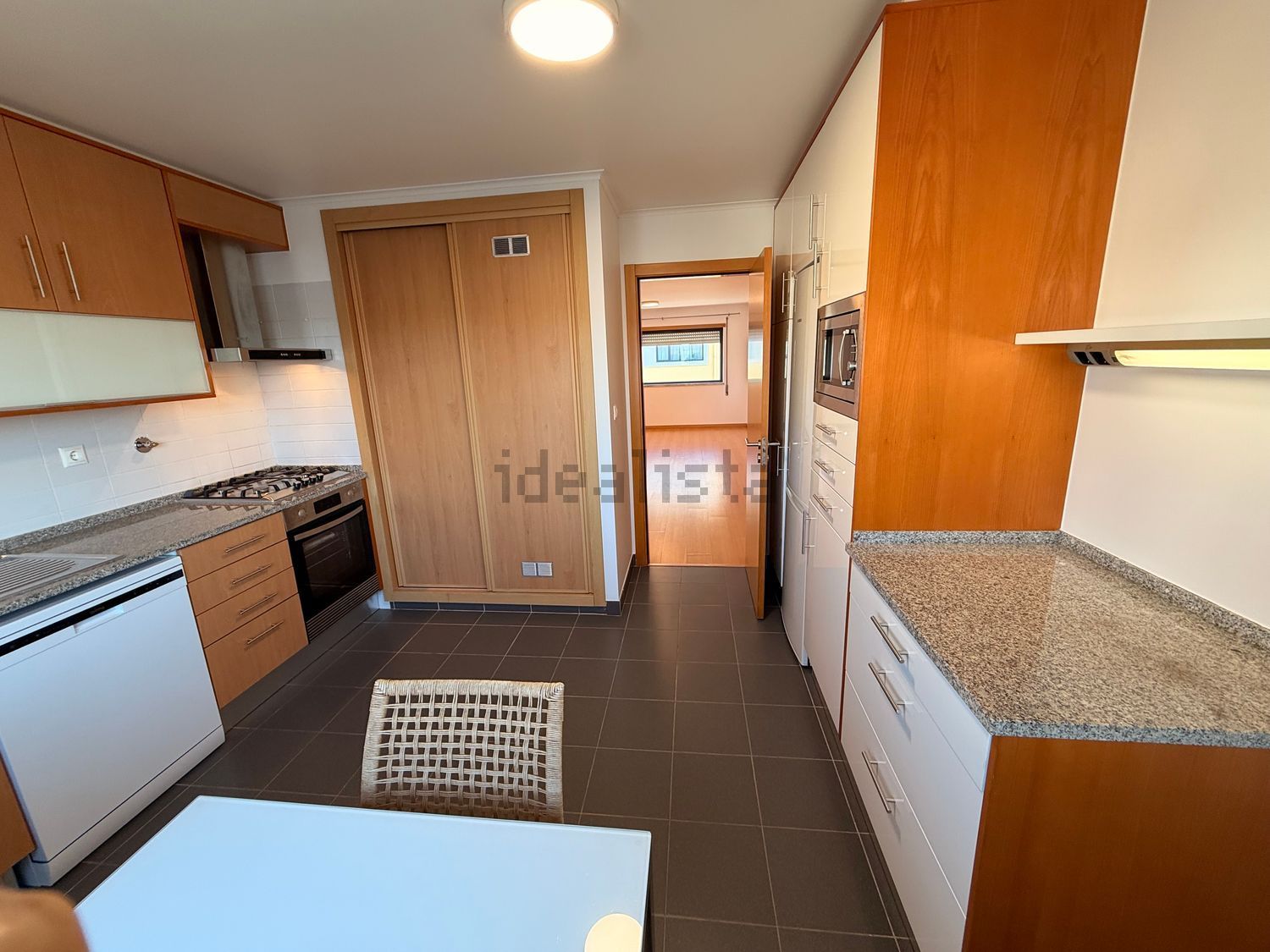 出租公寓 t2在Rua Santa Casa da Misericórdia, 113 - 厨房