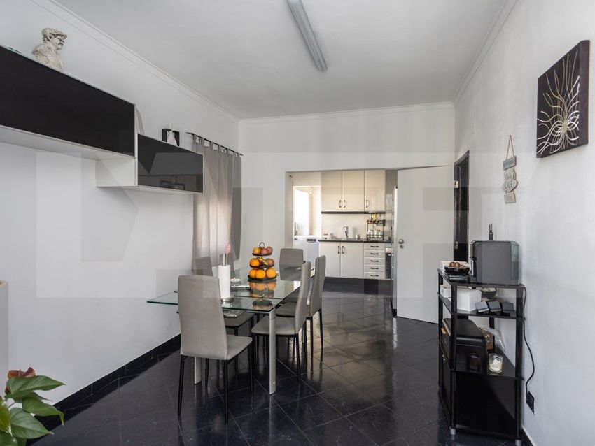 公寓 t3出售在Rua Professor Egas Moniz