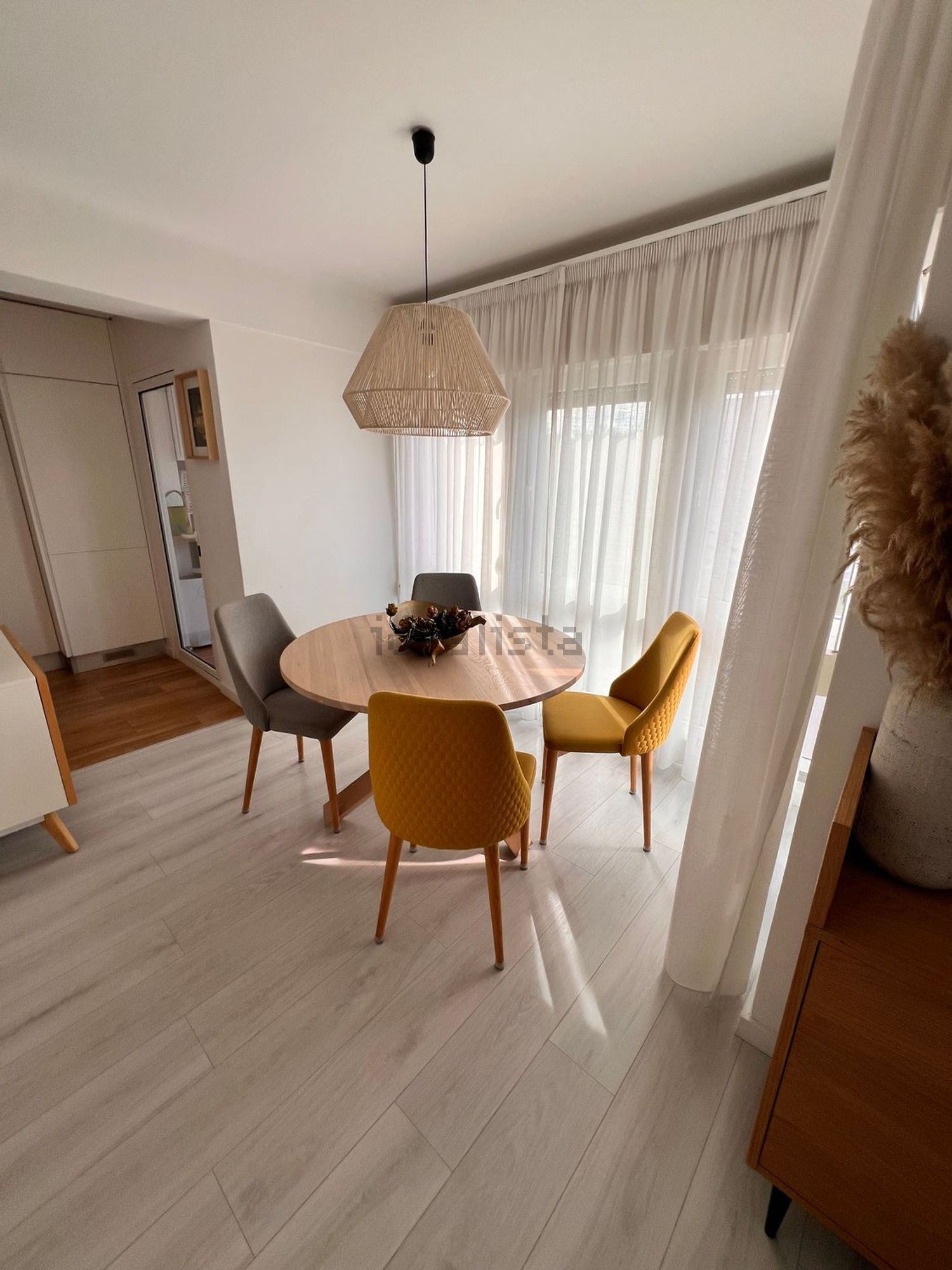 出租公寓 t3在Rua Guiomar Torresão, 61 - 餐厅