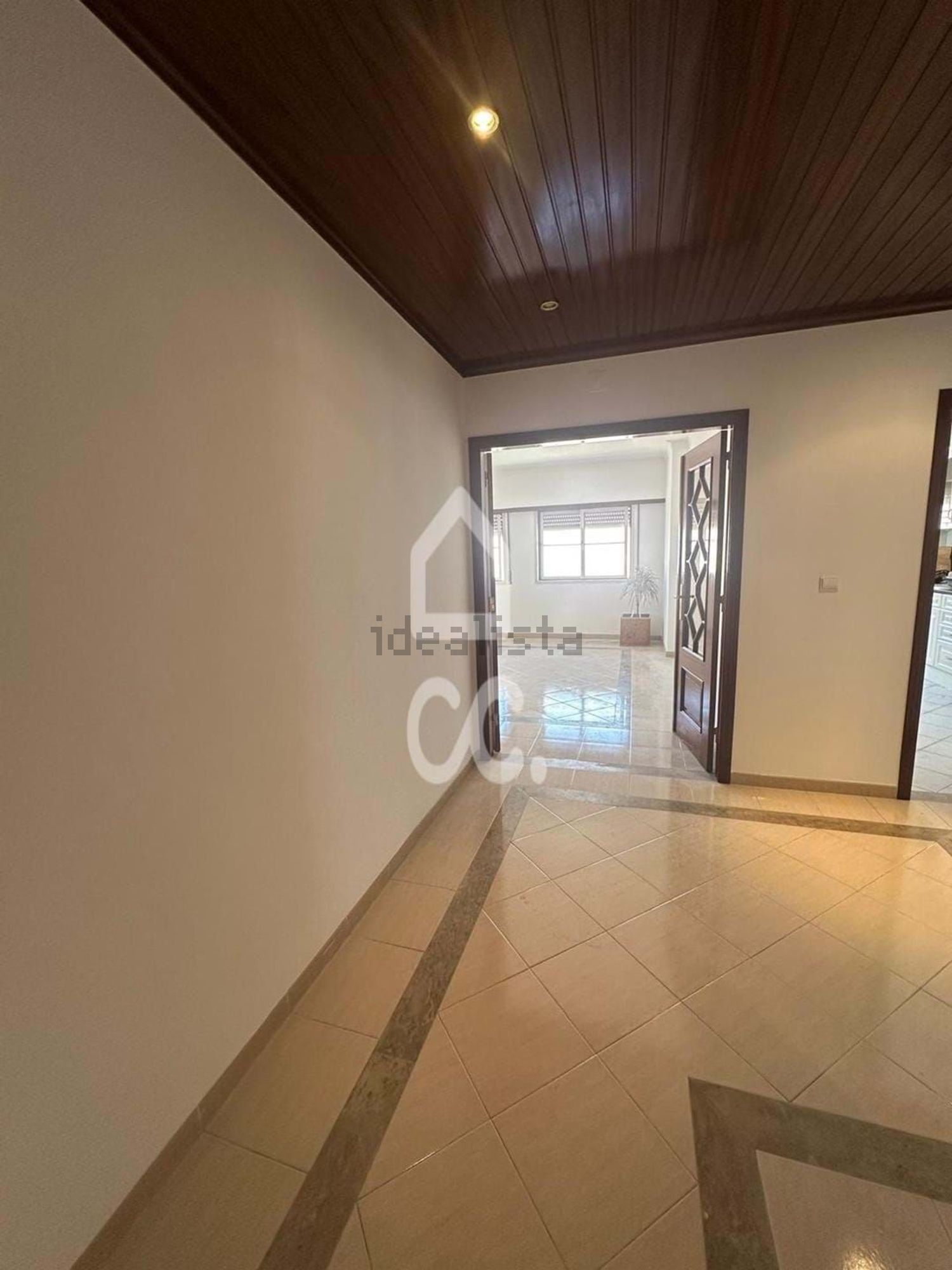 公寓 t3出售在Sacavém e Prior Velho - 过道