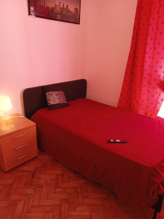 出租房间在Rua António Francisco da Silva Porto, 7