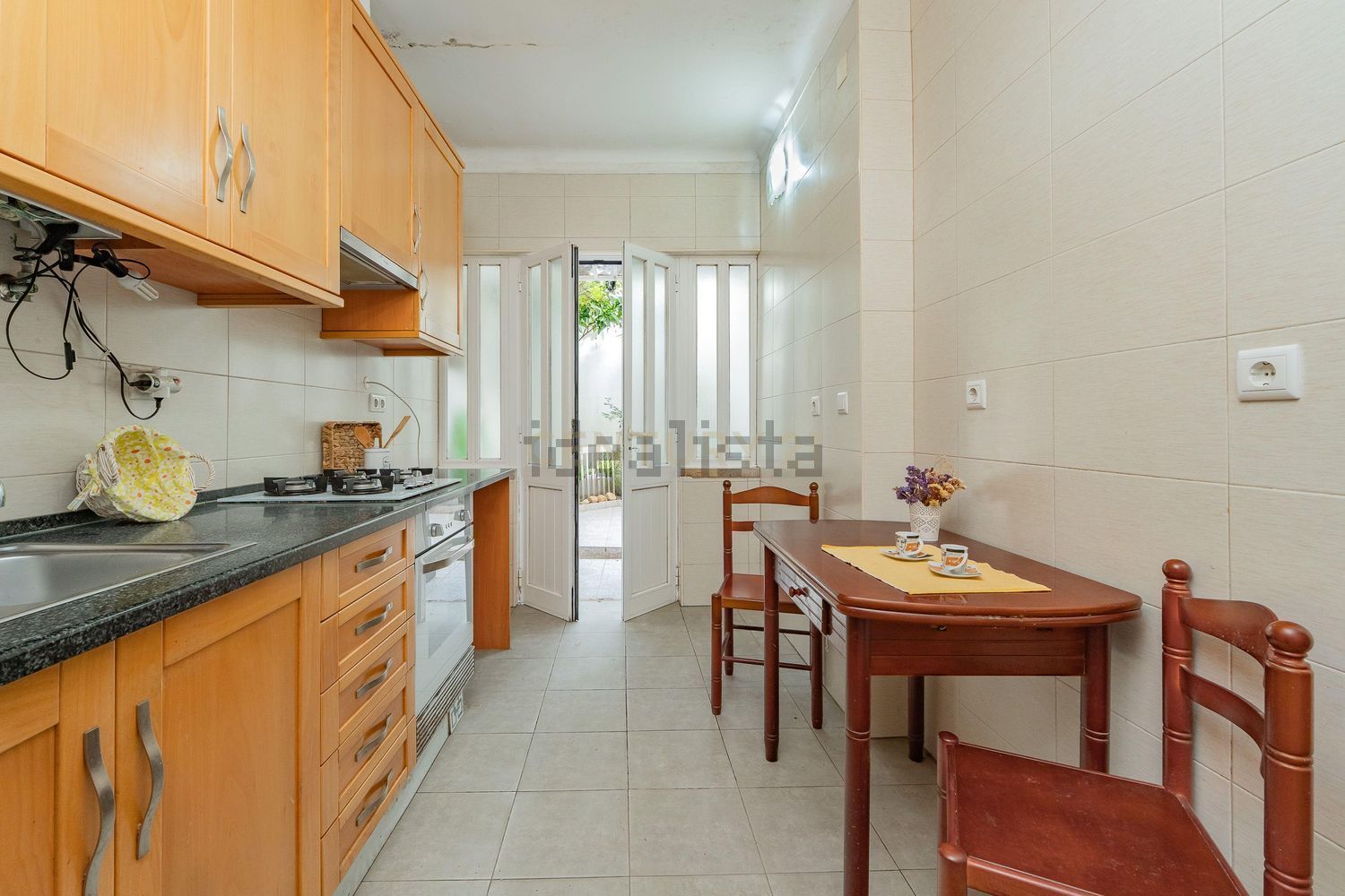 公寓 t2出售在Rua Luís de Camões, 14 - 厨房