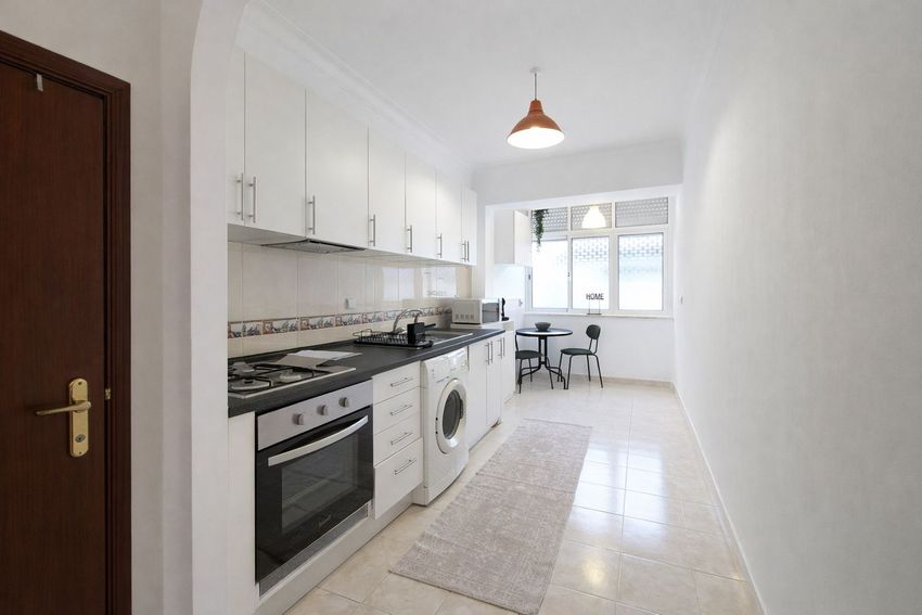 出租t0（单人公寓）在Largo Monsenhor Dalgado