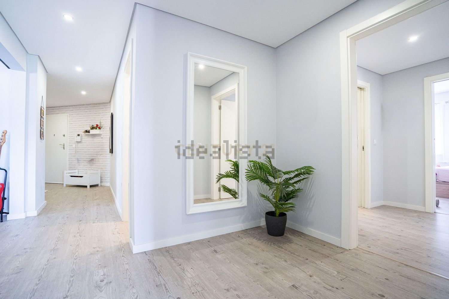 公寓 t2出售在Avenida dos Ferroviários - 过道