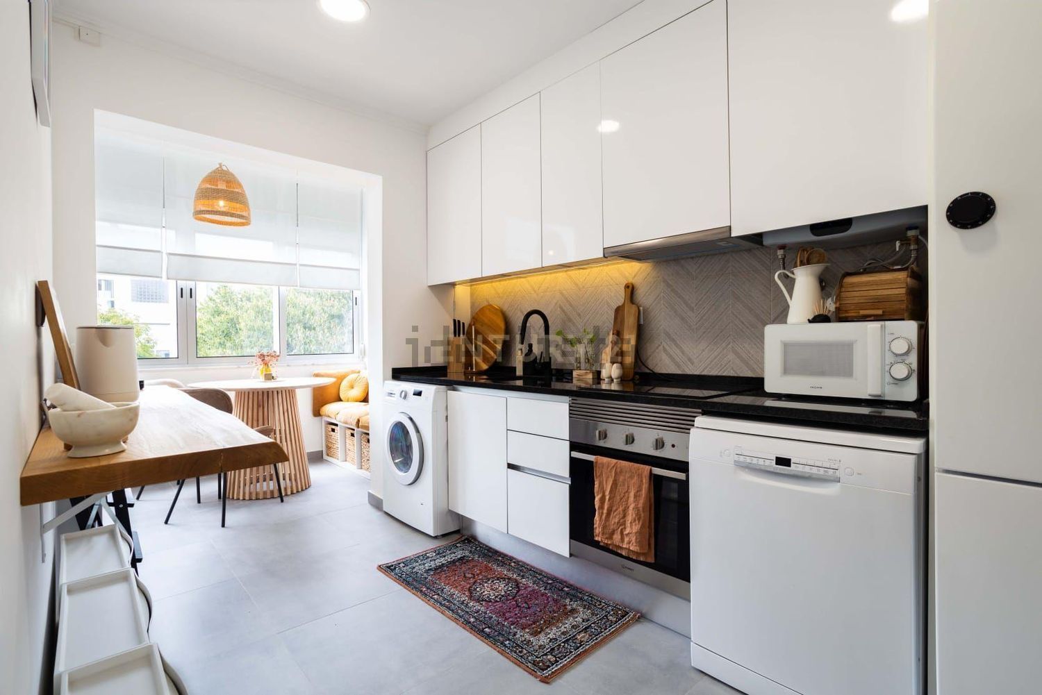 出租公寓 t2在Praceta Doutor Alberto de Araújo, 15 - 厨房