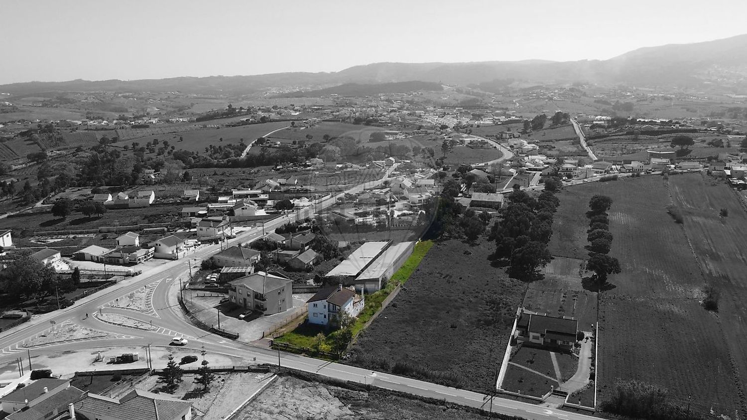 小楼房或独栋别墅出售在Lamas e Cercal - 照片