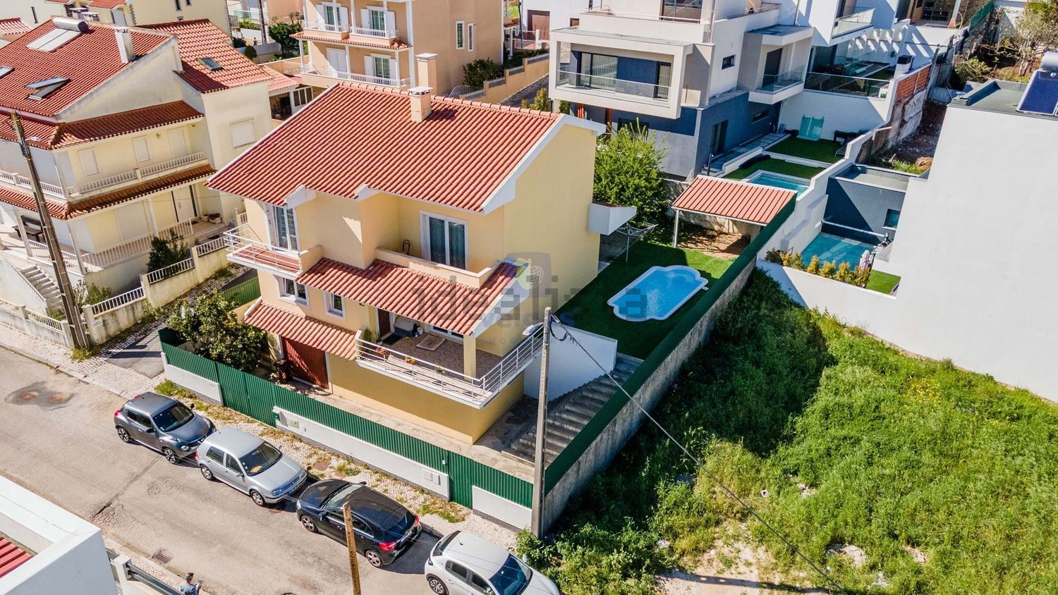 小楼房或别墅出售在Pontinha e Famões - 照片