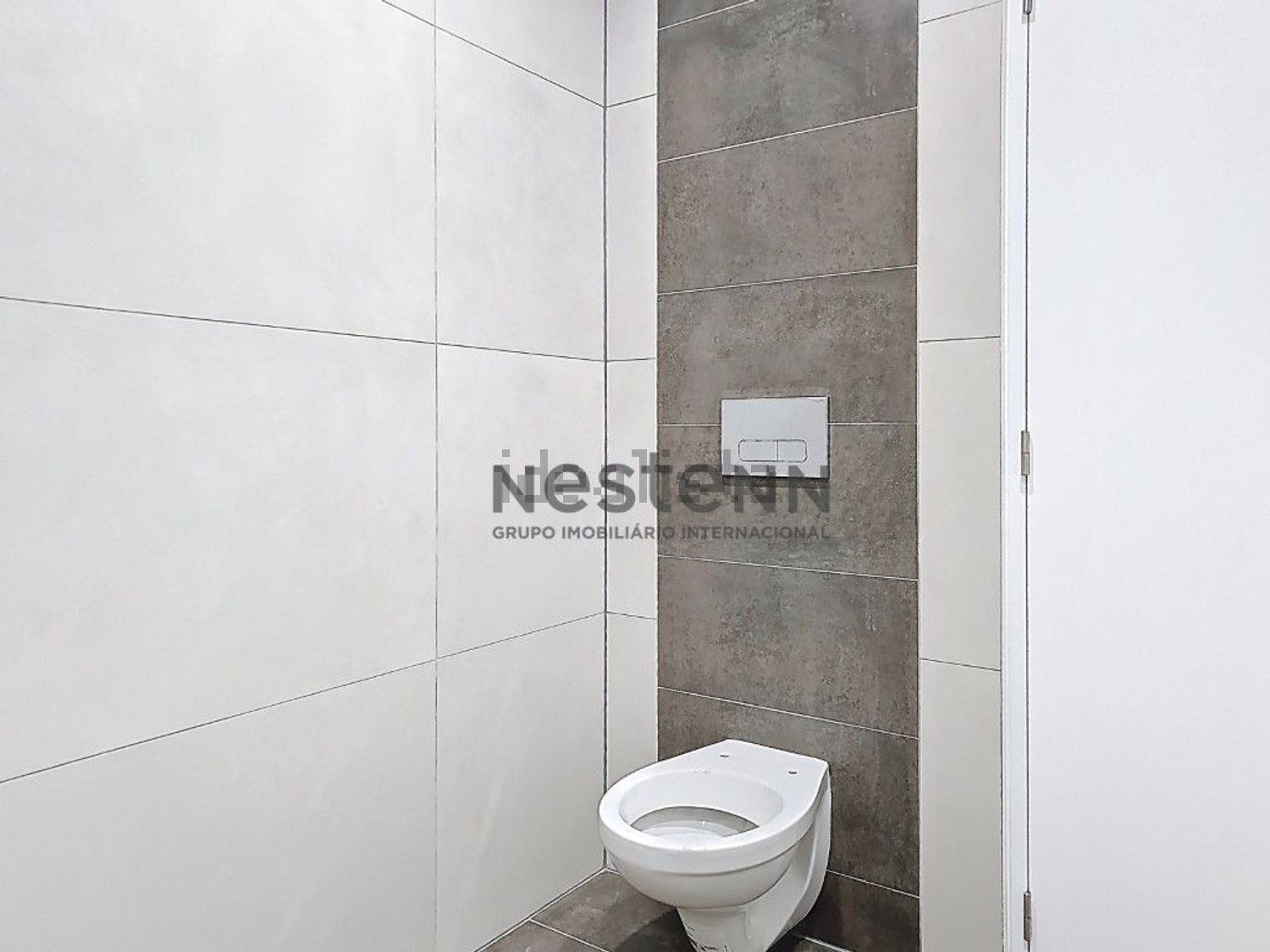 小楼房或独栋别墅出售在Rua do Forno s/n - 卫生间