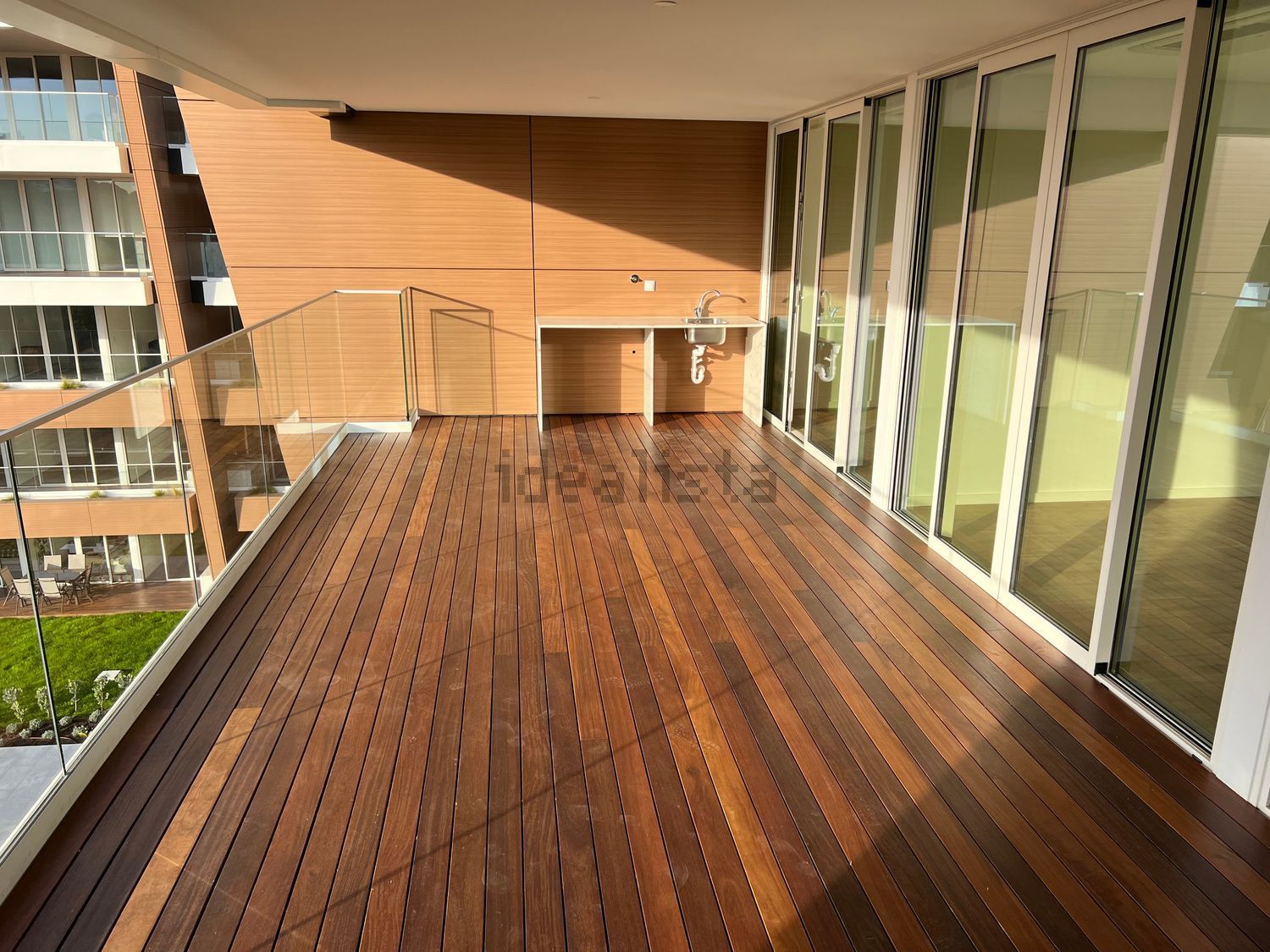 出租公寓 t2在Estrada Queluz, 11 - 露台