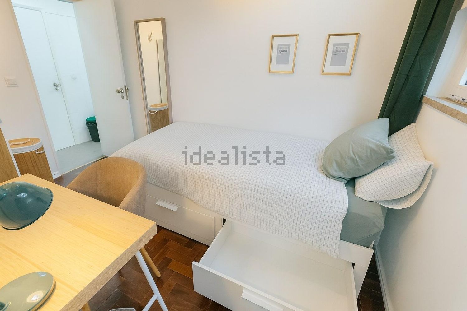 出租房间在Avenida Infante Santo, 345 - 客厅