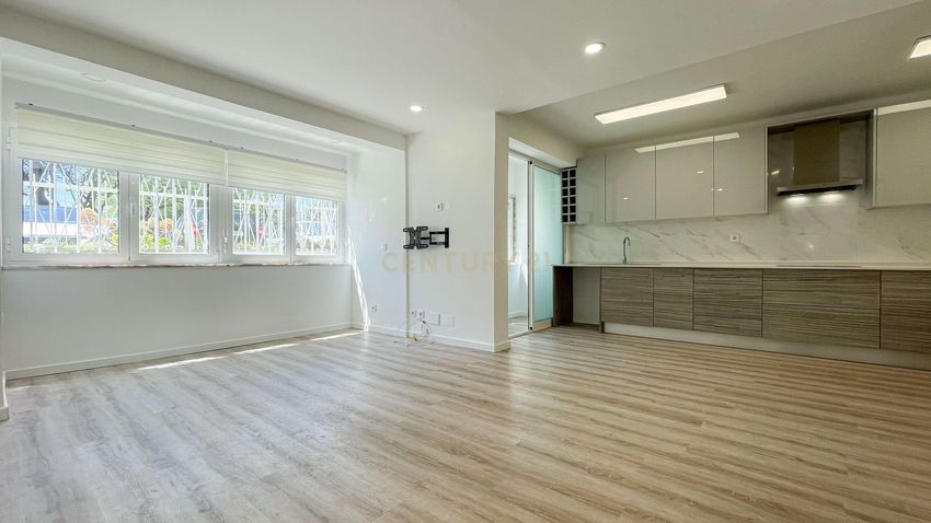 出租t0（单人公寓）在Rua Fernando Pessoa, 58