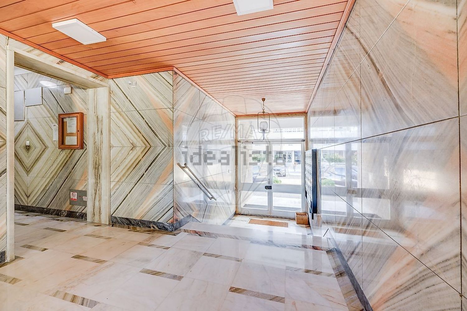 出租公寓 t3在Avenida do Ralis - 照片