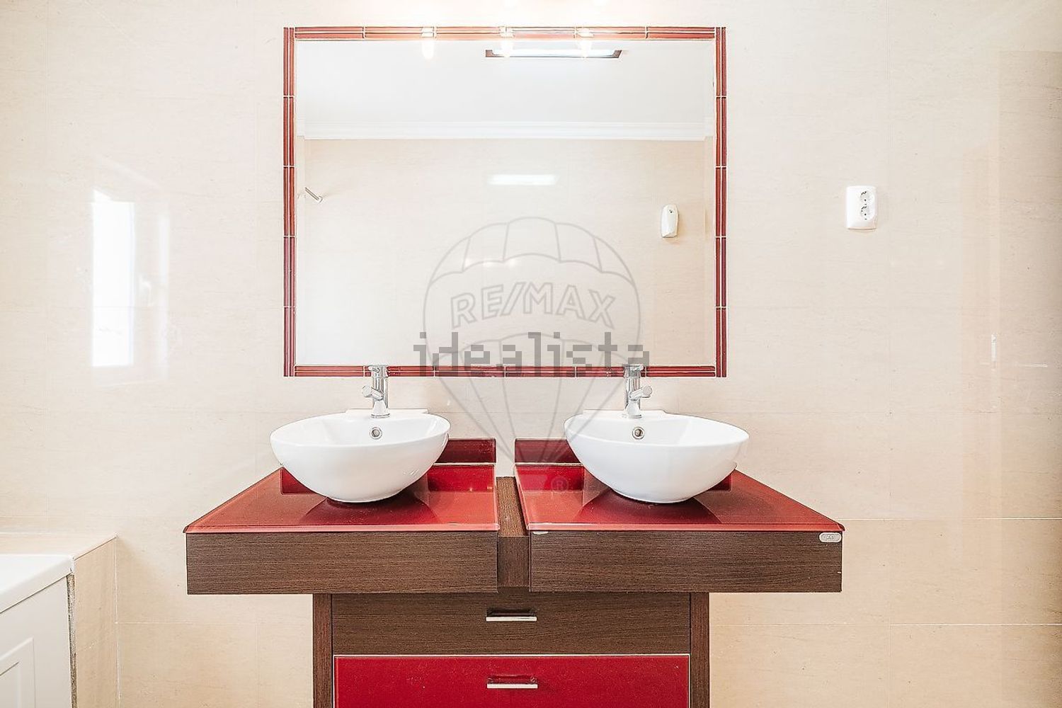 小楼房或独栋别墅出售在Rua Jorge Peixinho - 卫生间