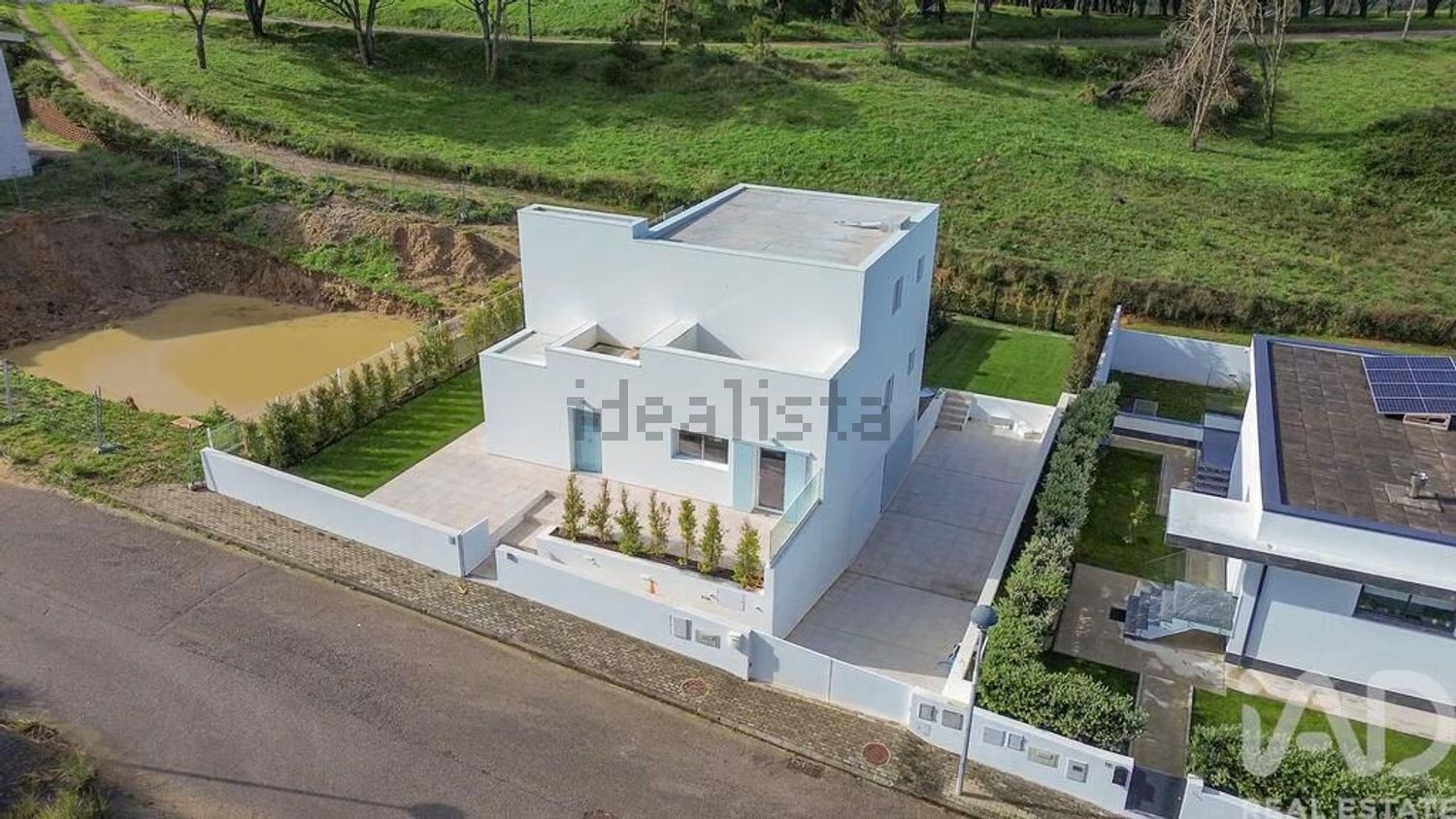 小楼房或独栋别墅出售在Santo Isidoro - 外立面