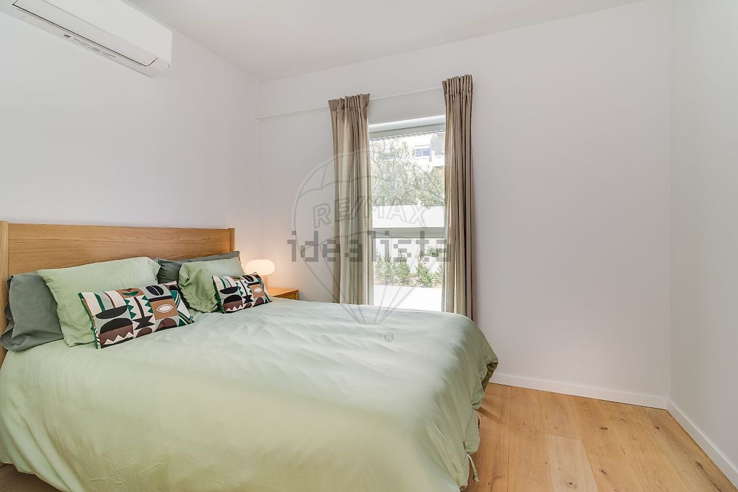 出租公寓 t2在Estrada Desvio - 卧室