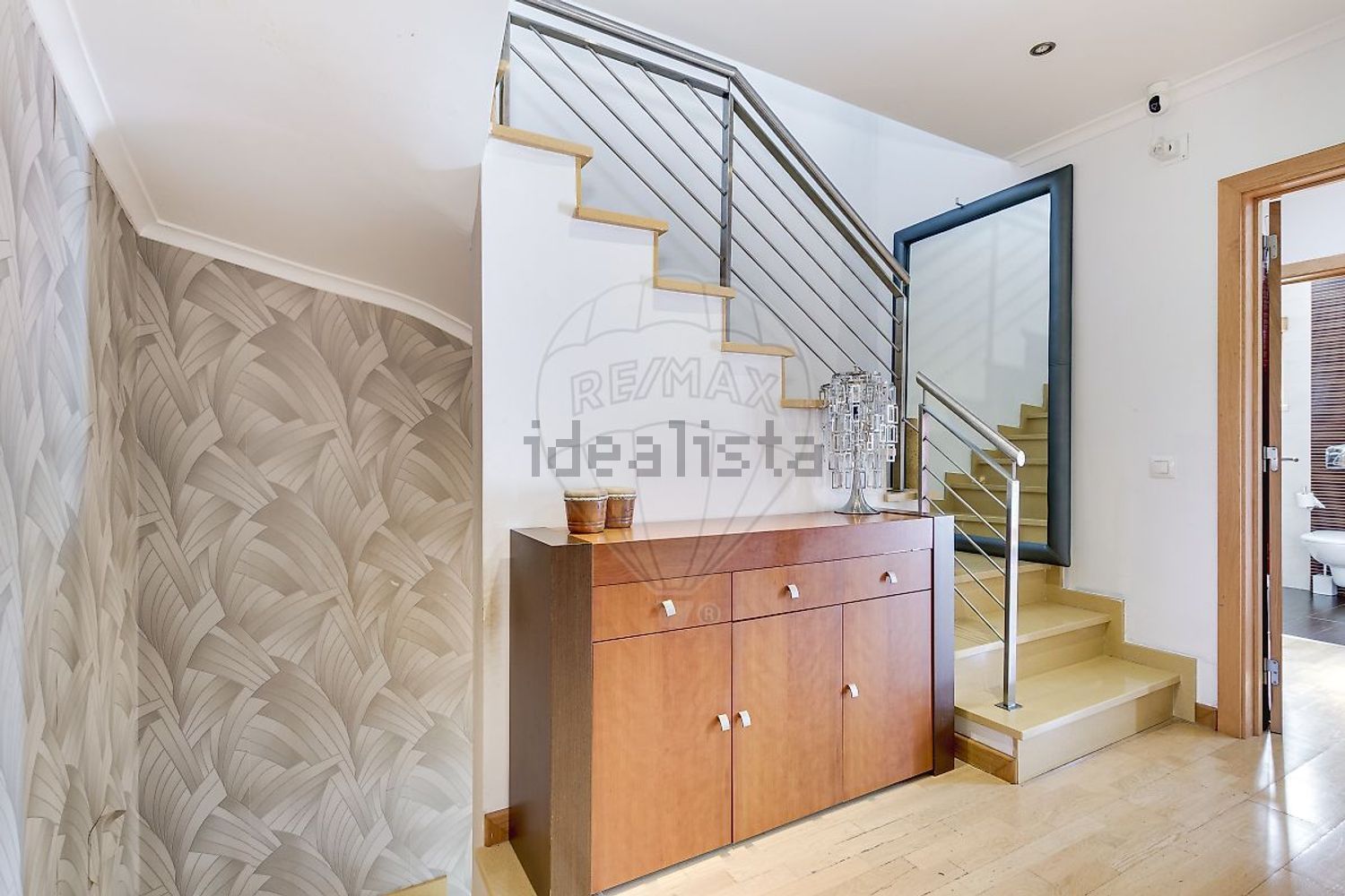 小楼房或独栋别墅出售在Rua Forças Armadas - 详情