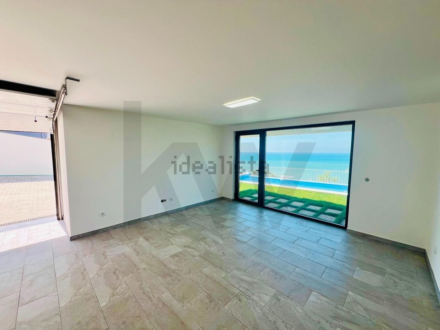 小楼房或独栋别墅出售在Rua das Salemas s/n - 居住