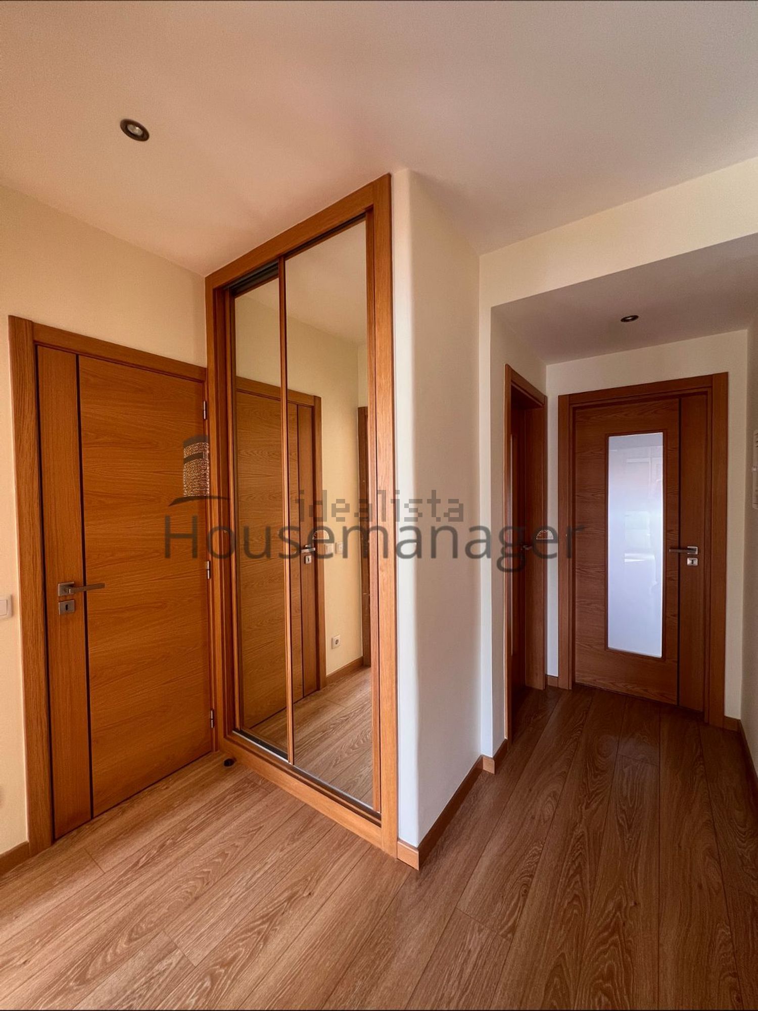 出租公寓 t2在Rua Cecília Meireles s/n - 过道