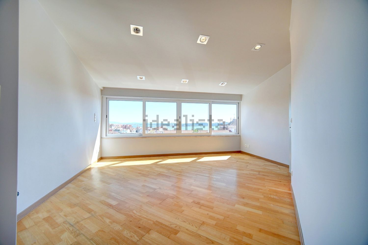 复式公寓出售在Rua da Academia das Ciências - 居住