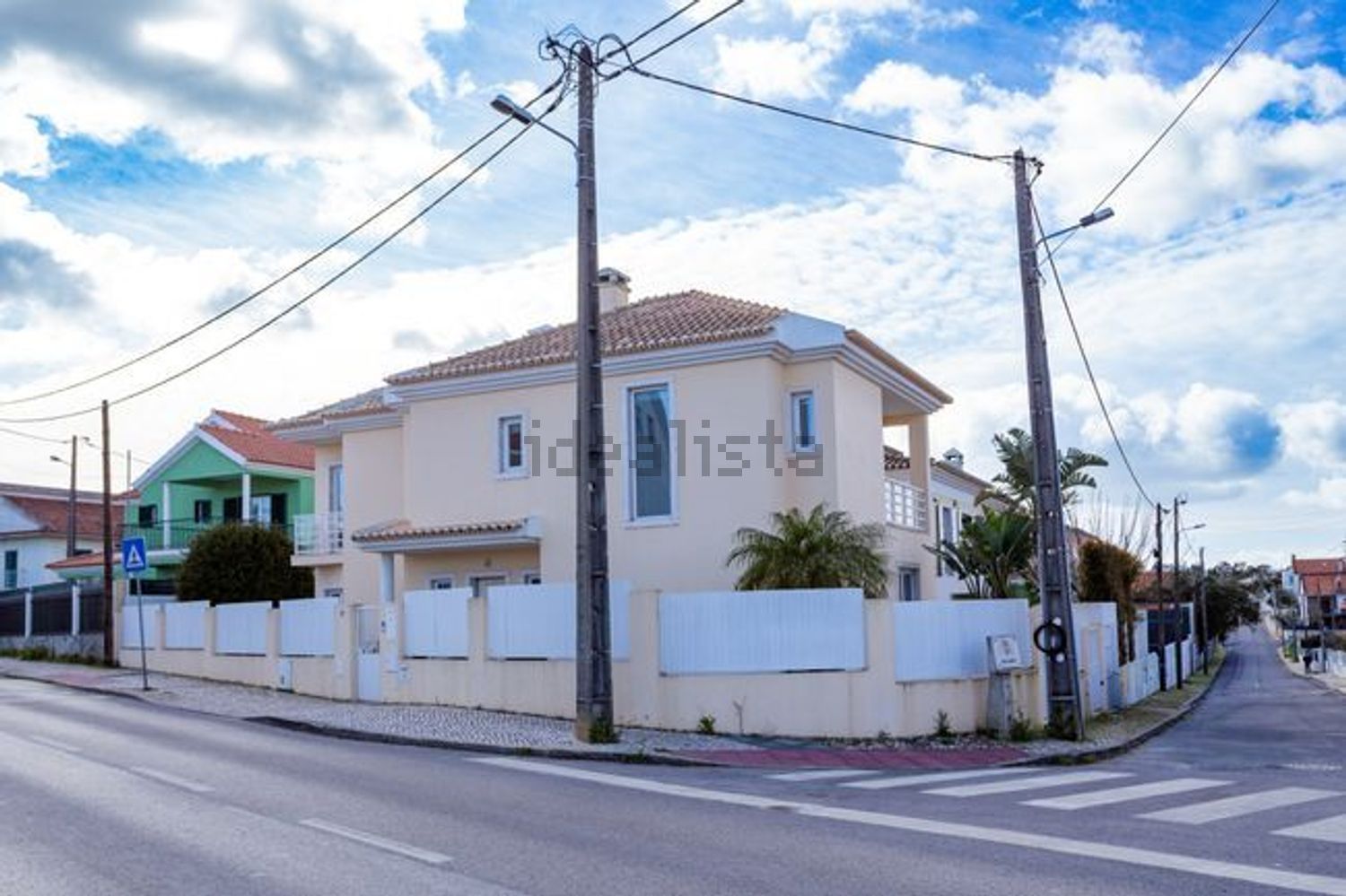 小楼房或独栋别墅出售在Travessa da Fé - 外立面