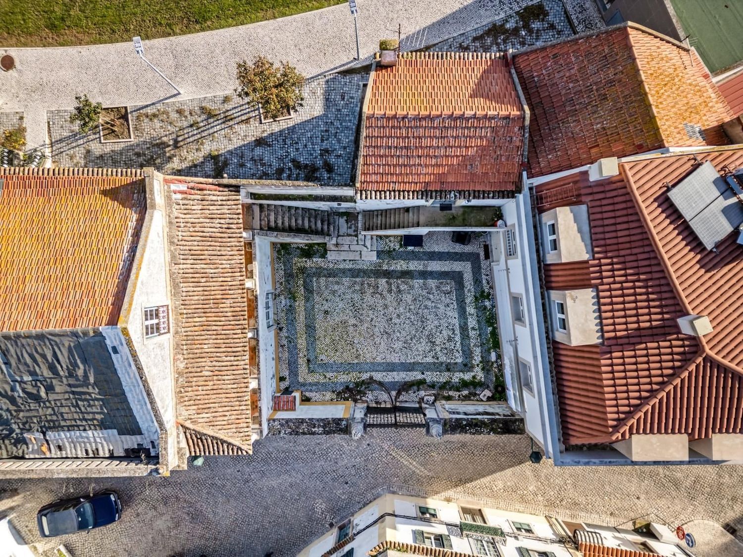 宫殿出售在Rua João Gonçalves - 外立面