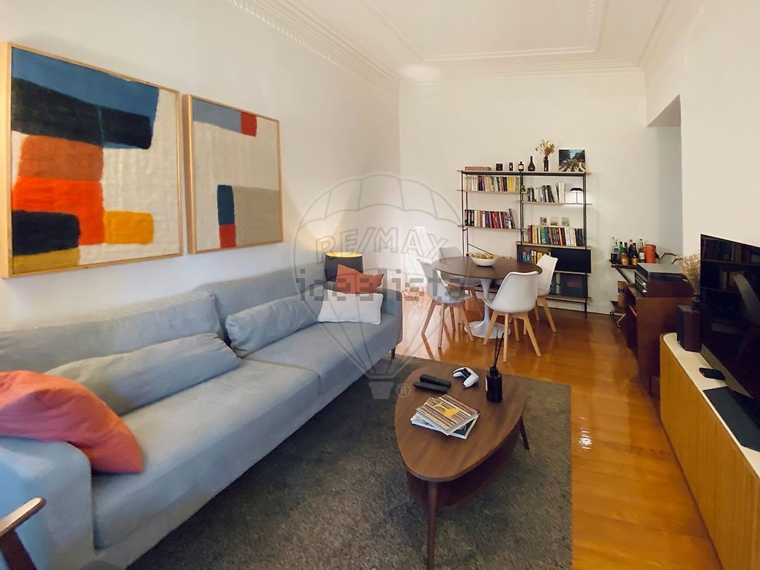 出租公寓 t1在Rua da Penha de França - 客厅